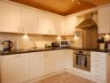 Self-catering holiday cottage - Cottesmore Lodges, Buchan Hill, Nr Horsham, West Sussex, England
