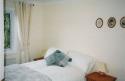 Self-catering holiday cottage - Whitegates Lodge, Tenterden, Nr Rye, Kent, England