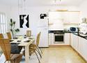 Self-catering holiday cottage - Crow's Nest, Portishead, Bristol, Nr Bath, Somerset, England