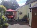 Self-catering holiday cottage - Pebble Cottage, Kirk Ireton, Derbyshire, Peak District, England