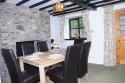 Self-catering holiday cottage - Sugars Farm Cottage, Far Forest, Near Bewdley, Worcestershire, England