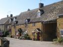 Self-catering holiday cottage - Castle Hill Barn, Ilmington, Gloucestershire, Cotswolds, England