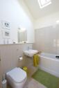 Self-catering holiday cottage - Court House Barn, Tiffield, Nr Towcester, Northamptonshire, England