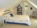 Self-catering holiday cottage - Silk Cottage, Lymington, New Forest, Hampshire, England
