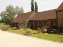 Self-catering holiday cottage - Byre Cottage, Moreton, Thame, Nr Cotswolds, Oxfordshire, England