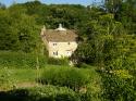 Self-catering holiday cottage in Dursley, Near Uley, Gloucestershire, Cotswolds, England (Central England) Self-catering holiday cottage in Dursley, Near Uley, Gloucestershire, Cotswolds, England (Central England)