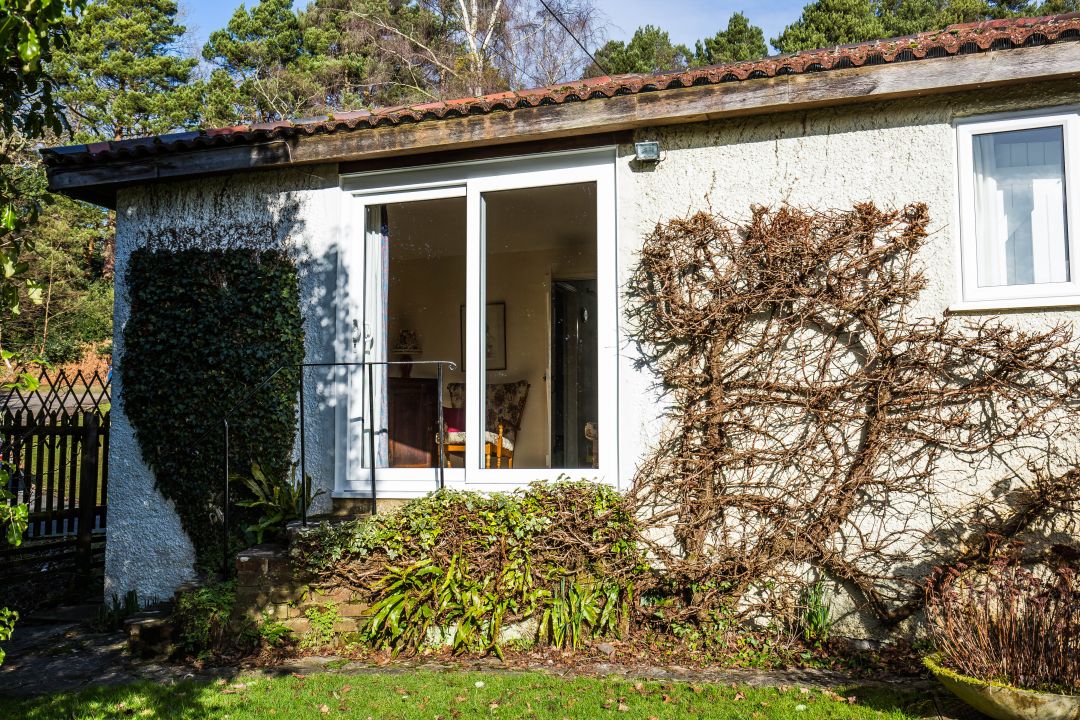 Godshill Wood Cottage, Holiday Retreat in The New Forest, Sleeps 3