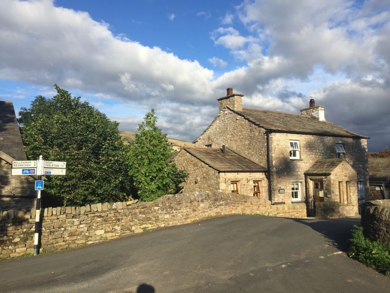 Bridge Cottage, Waterside Rental in The Yorkshire Dales, Sleeps 6