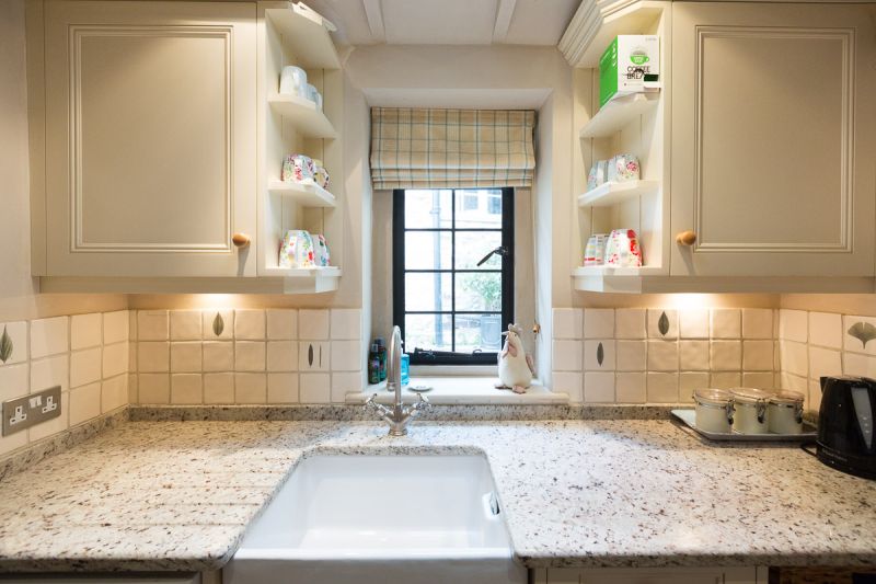 Park Cottage, Luxury Rental in The Cotswolds, Sleeps 6, Open Fire