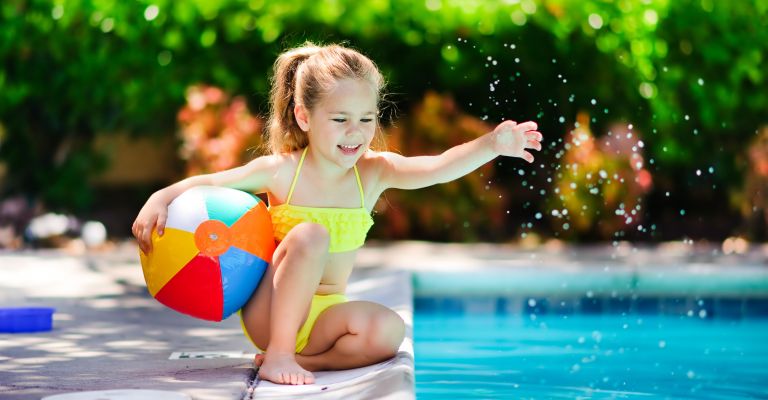cottages with a swimming pool