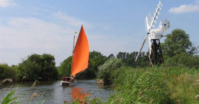 Sailing Norfolk Broads