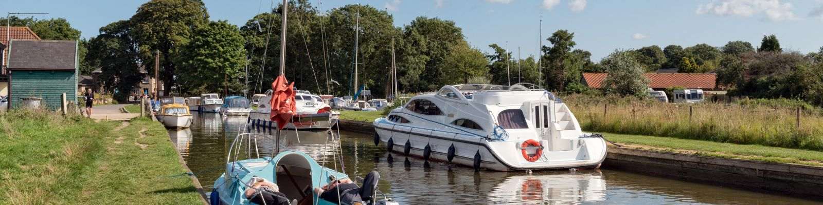Holiday Cottages In The Norfolk Broads To Rent Self Catering