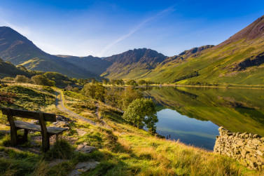 Late deals weekend breaks lake district