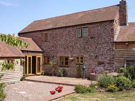 The Well House 6 Bedroom Cottage In Herefordshire Sleeps 14
