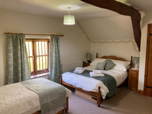 Stable Lodge