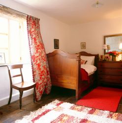 Twin room with antique French 'lits de coin'