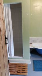 Capacious walk in shower