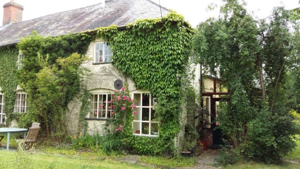 Lower Down Cottage Holiday Rental In Shropshire Sleeps 6 Open Fire