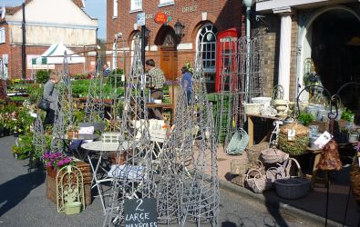 Bungay garden street market