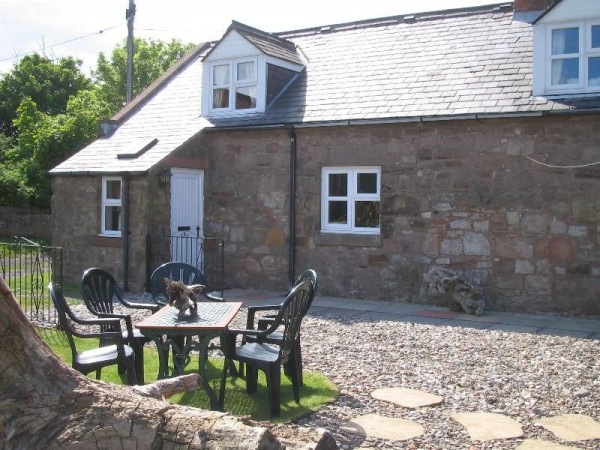 Goswick Old Farm Cottage Waterside Rental In Northumberland Sleeps 5