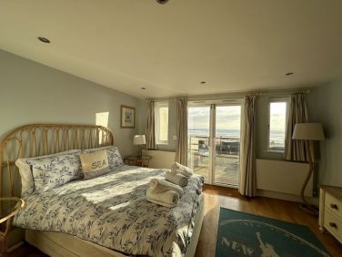 Double bedroom with sea views