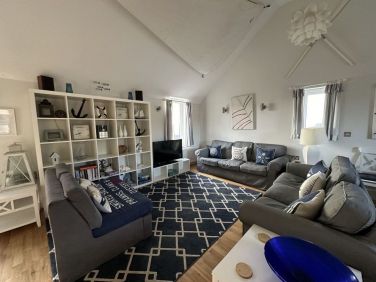 Lounge area