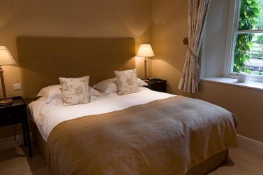 Bedroom 2 - super kingsize or twin