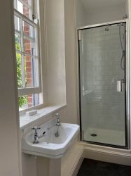 Bedroom 1: en-suite shower