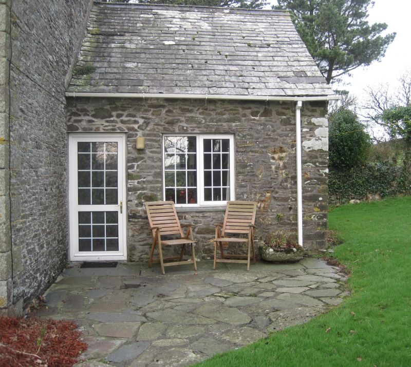 The Old Dairy, Holiday Cottage in Cornwall, Sleeps 2, On A Farm, WiFi