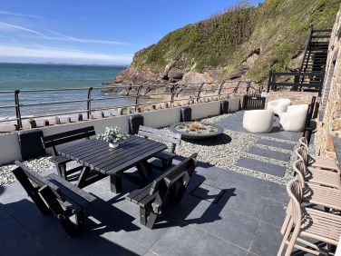 Terrace with Dining and Relaxed Seating to fully appreciate uninterrupted SeaViews