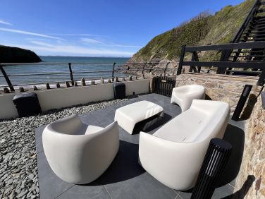 Relaxed Seating for best Sunset Views