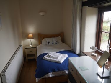 Twin Bedroom