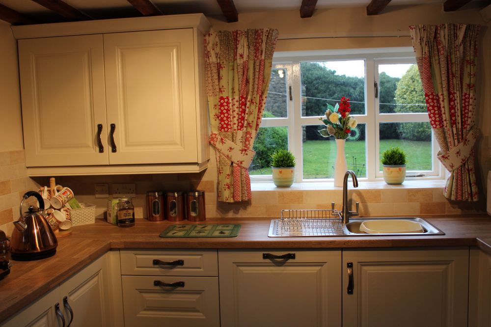 Rose Cottage Dog Friendly Holiday Rental In Durham Sleeps 6