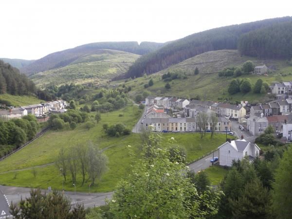 Afan Cottage 3 Bedroom House In Vale Of Glamorgan Sleeps 8