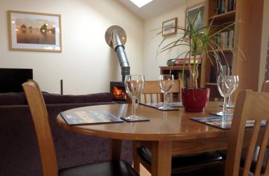 Open plan living/dining area