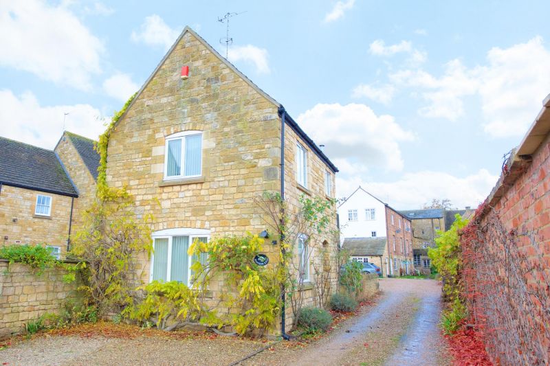 Badgers End, Self Catering Cottage in The Cotswolds, Sleeps 4