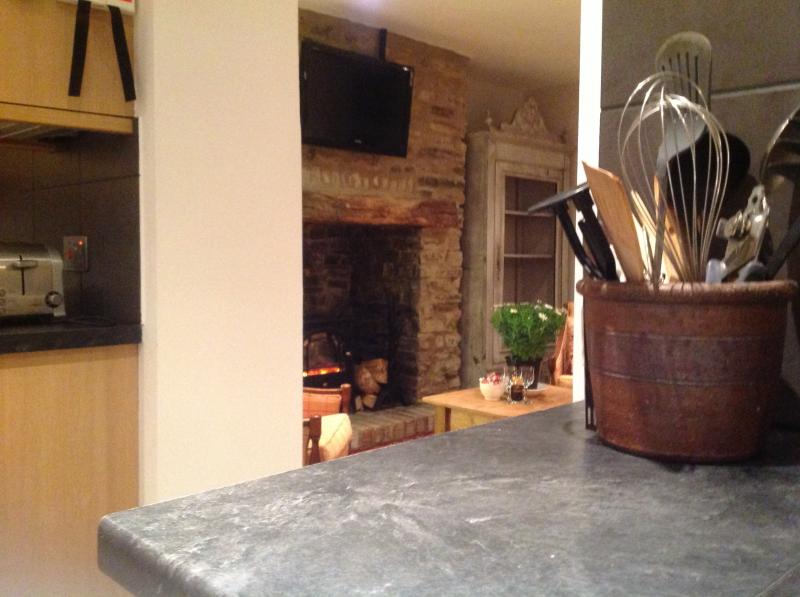 Lily Pad Cottage Romantic Retreat In Dartmoor Sleeps 2 Hot Tub