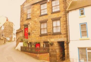 Lovely Grade II listed cottage in  the heart of Staithes