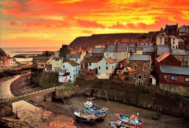The beautiful light in picturesque Staithes