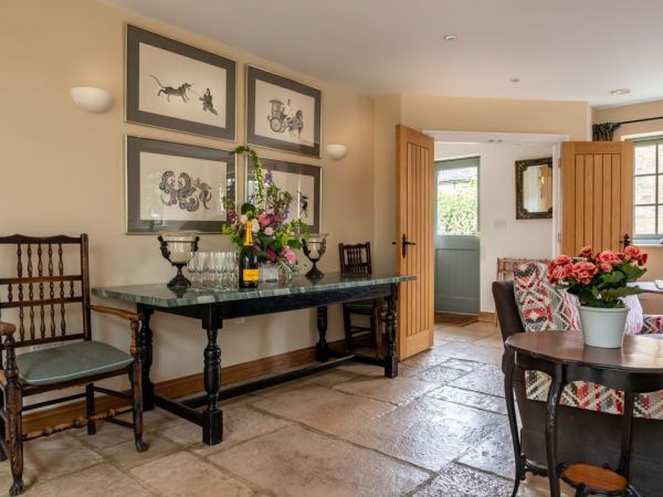 Ryeworth Cottage Luxury Holiday Rental In The Cotswolds Sleeps 6