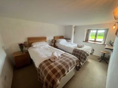 Second bedroom, this room can be a twin or a king room. Whichever suits your group better.
