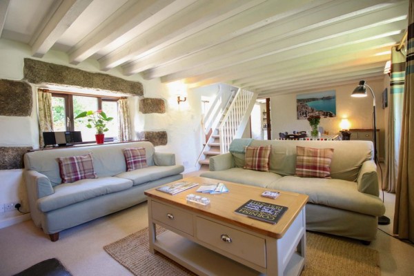 Ruby Farmhouse Holiday Cottages Dog Friendly Rental In Cornwall