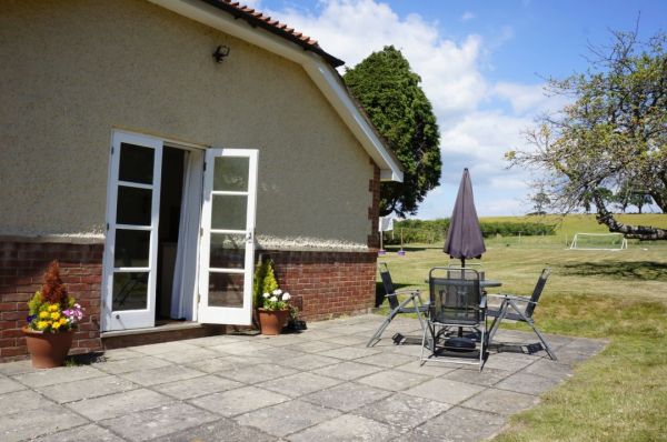 Pheasant Cottage Wheelchair Accessible Retreat In The New Forest