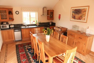 Large well-equipped oak kitchen