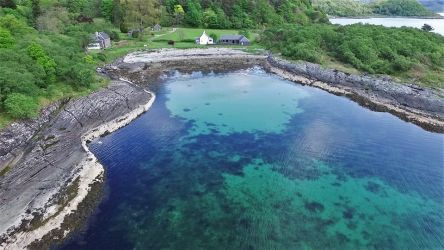Clear Waters - Ideal for swimming