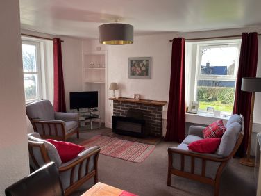 Livingroom with open fire