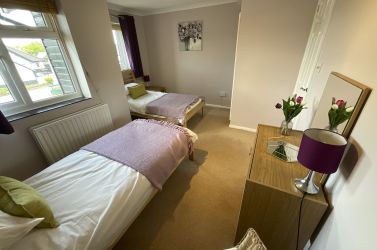 1st floor large twin room