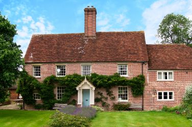 Hucklesbrook Farmhouse