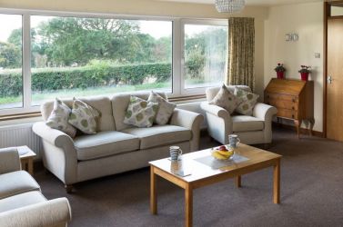 Another view of the lounge.