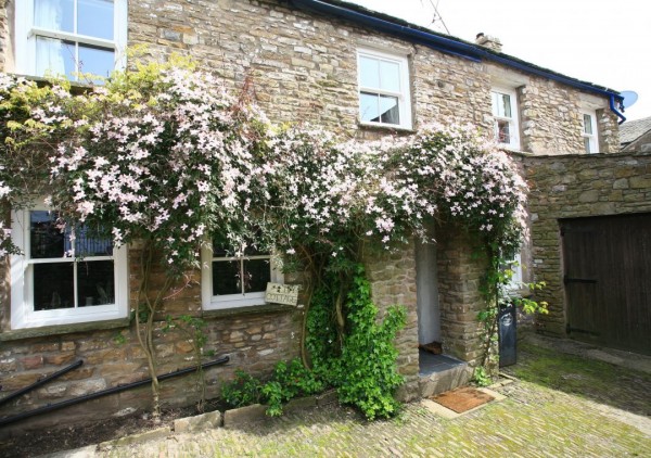 Ivy Cottage Luxury Rental In The Yorkshire Dales Sleeps 5 Log